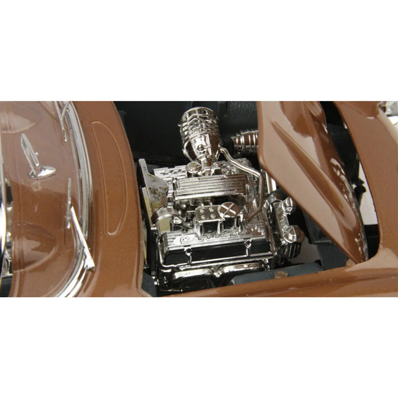 1957 Chevy Corvette - bronze 1:18 Scale Diecast Replica Model by Maisto S672435