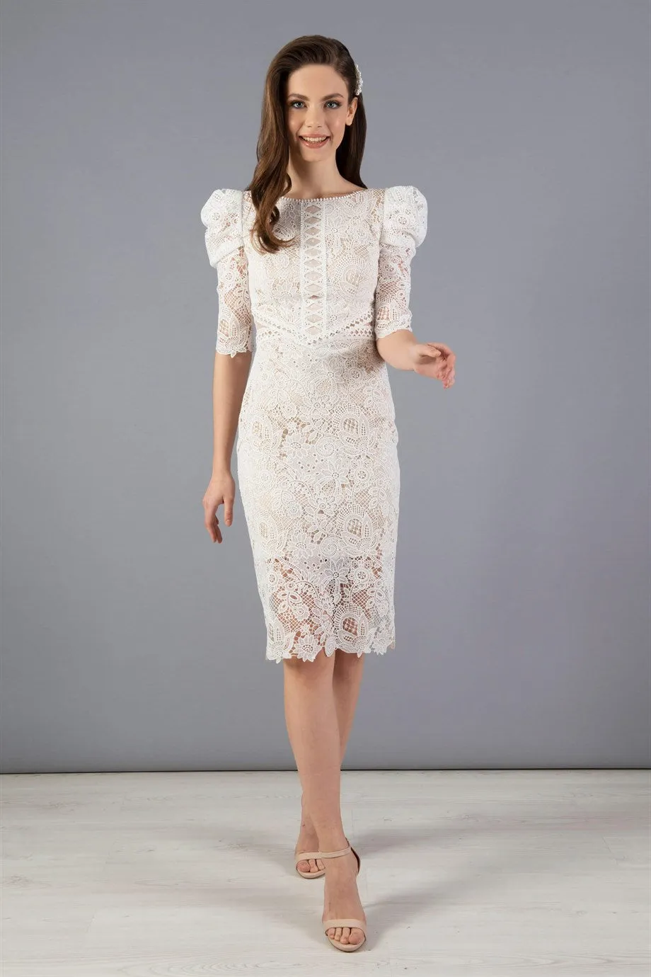 Angelino Ecru lace arm flywheel engagement dress and wedding dress