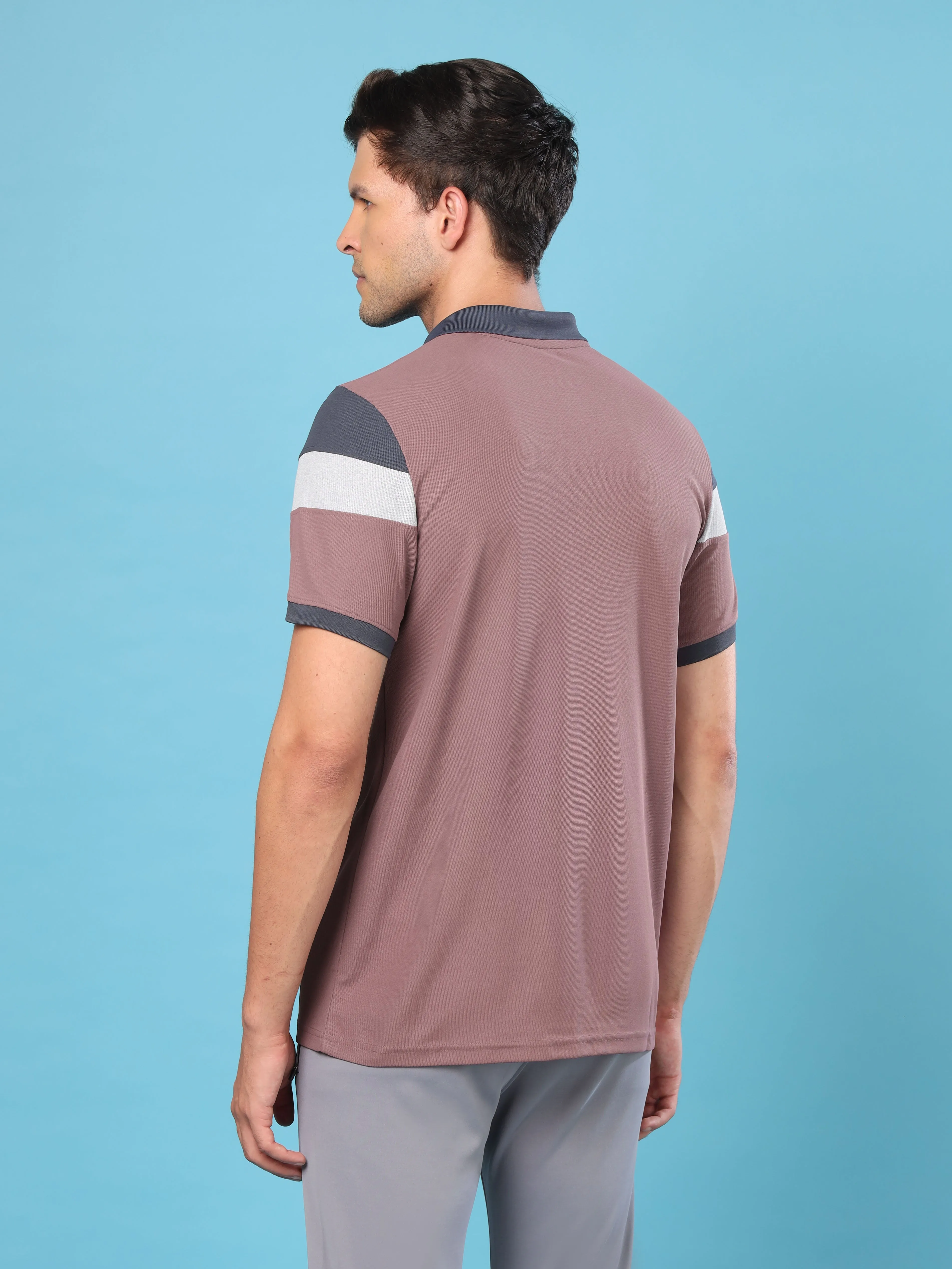 Men Colorblock Slim Fit Polo T-shirt with MATPIQ