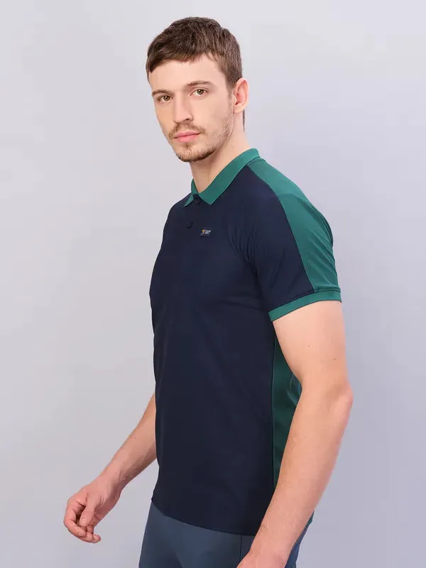 Men Colorblock Slim Fit Polo T-shirt with MATPIQ