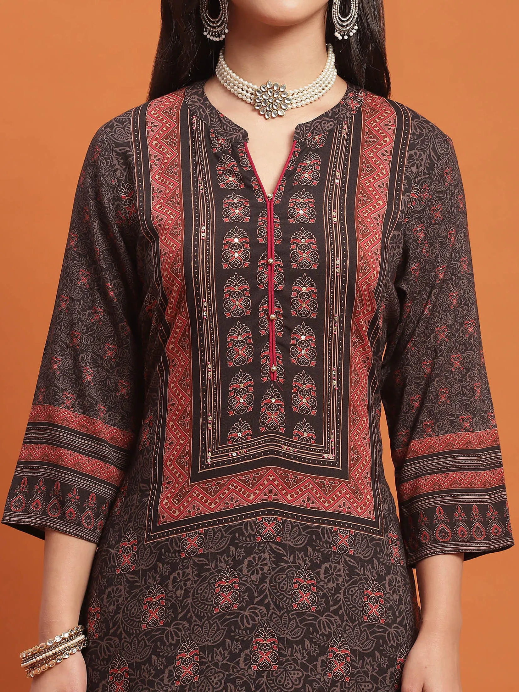 Women Black Geometric Print Kurta Comfort Pant Dupatta