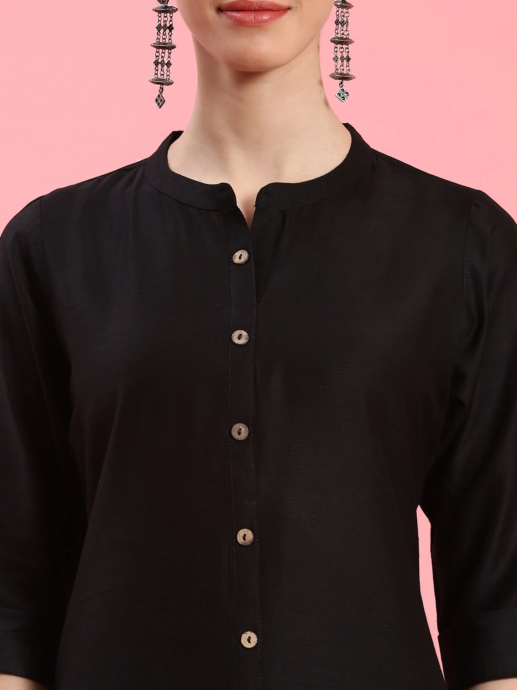 Women Black Solid Kurta